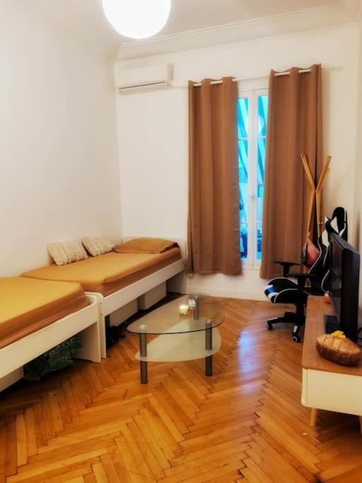 Appartamento Dolce Bilocale Con Terrazzo Nizza